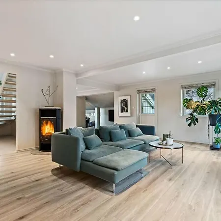 Sorlandsferie Naer Svaberg, Og Strender! Kristiansand