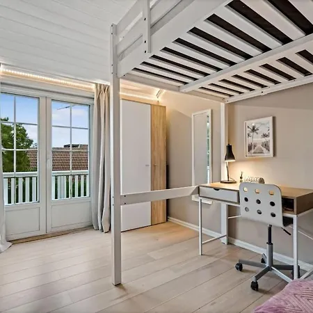 Sorlandsferie Naer Svaberg, Og Strender! Villa *