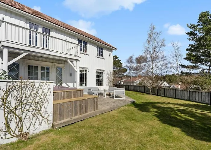 Sorlandsferie Naer Svaberg, Og Strender! Вилла